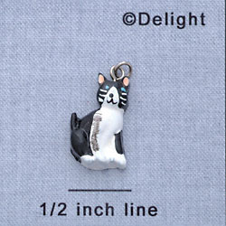 7270 - Cat Black White - Resin Charm (12 per package)